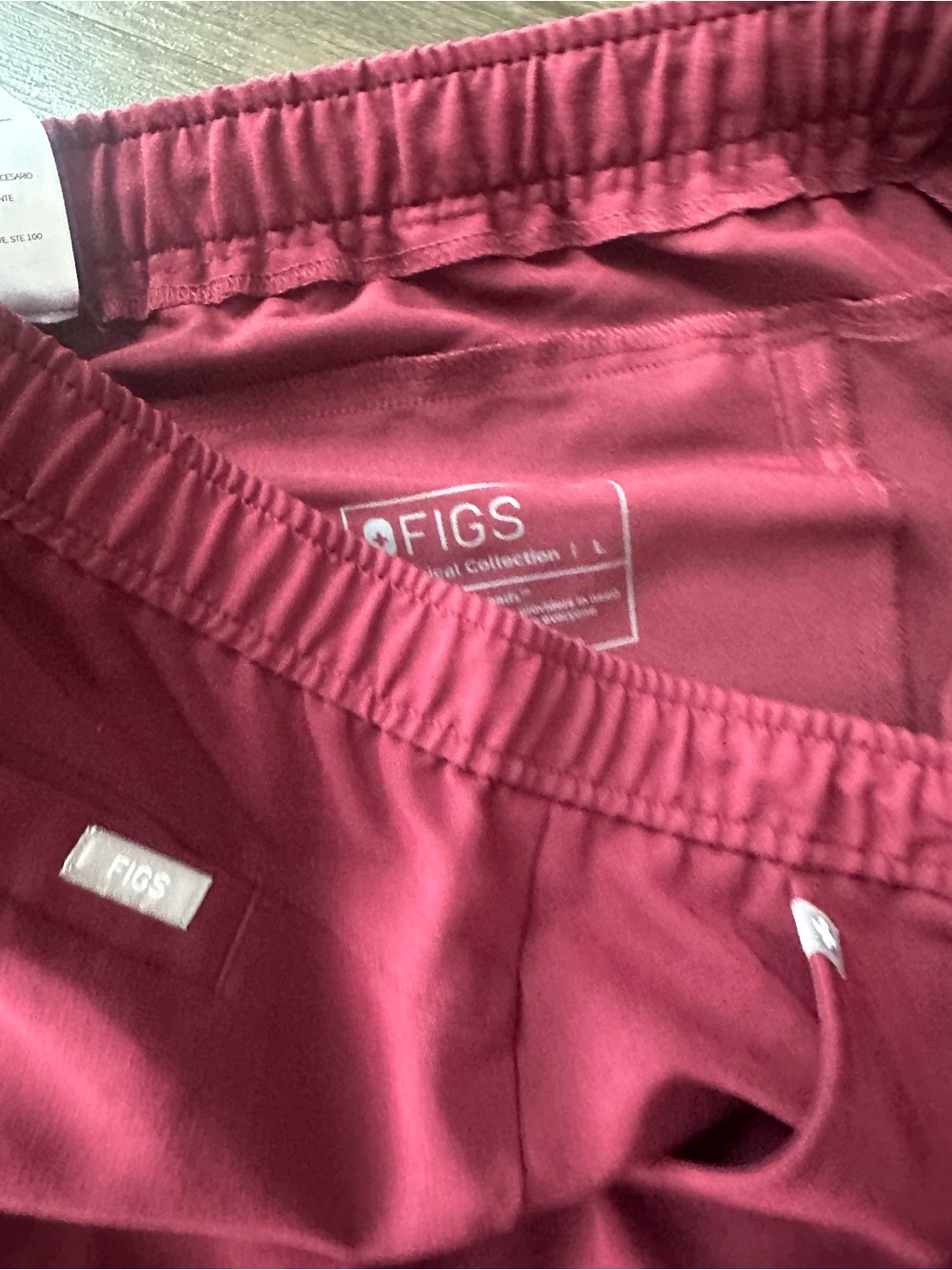 Figs  burgundy scrub set